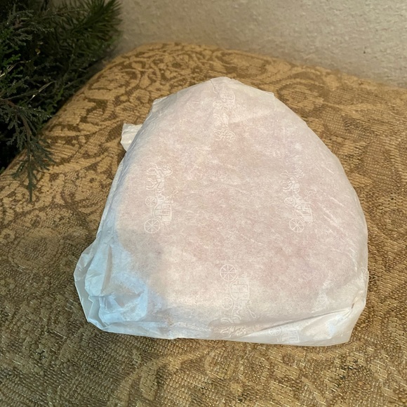 Coach Strawberry Zip Around Coin Case Wallet Crossbody - Picture 9 of 9